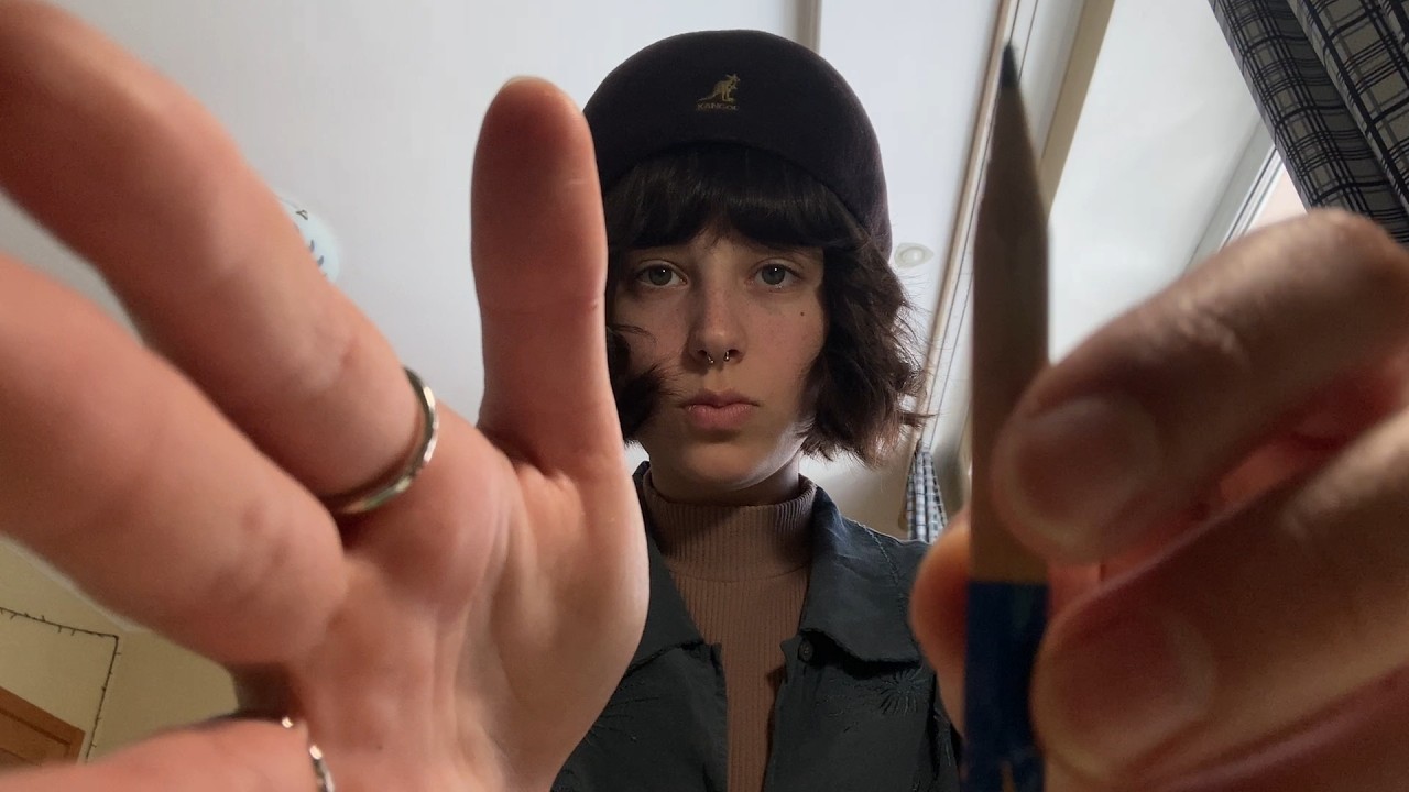 ASMR-рисунок, где я рисую тебя на уроке (я немного помешана на этом).
