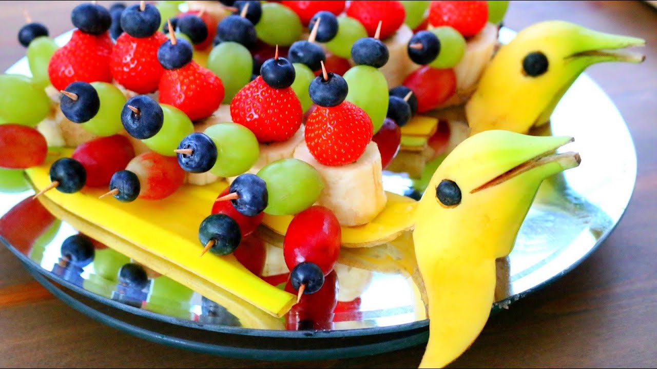 How To Cut A Banana Dolphin - Super Fruits Carving Garnish