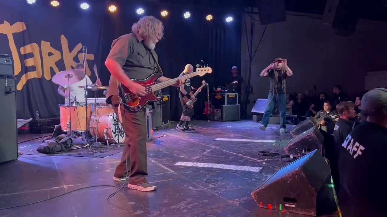 Circle Jerks - I Just Want Some Skank/Beverly Hills