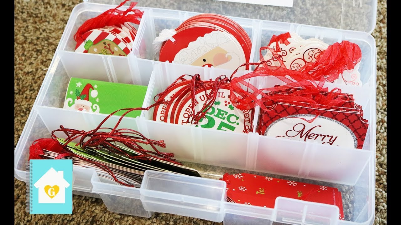 CHRISTMAS GIFT WRAPPING STATION | 2016