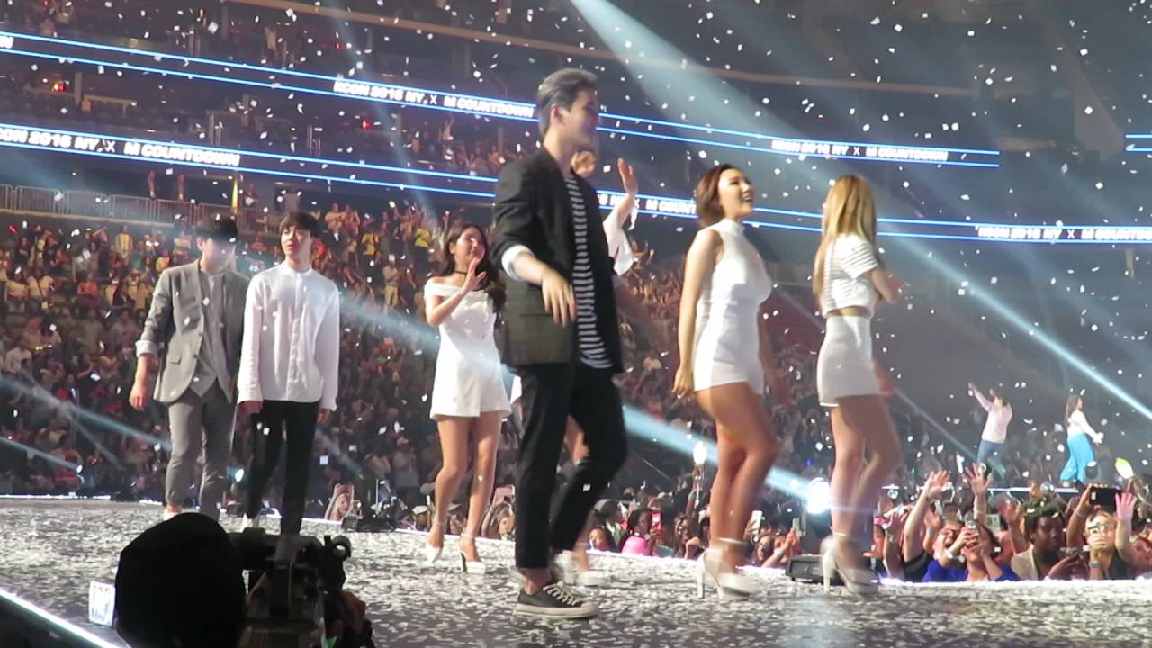 [KCON NY 2016] 160625 Day 2 Ending Stage - (DAY6 focused)