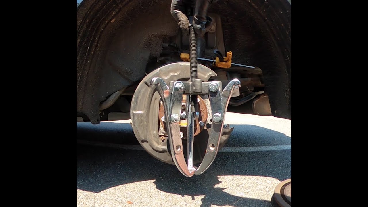 Rusted-on rotor removal with 5 ton jaw puller tool