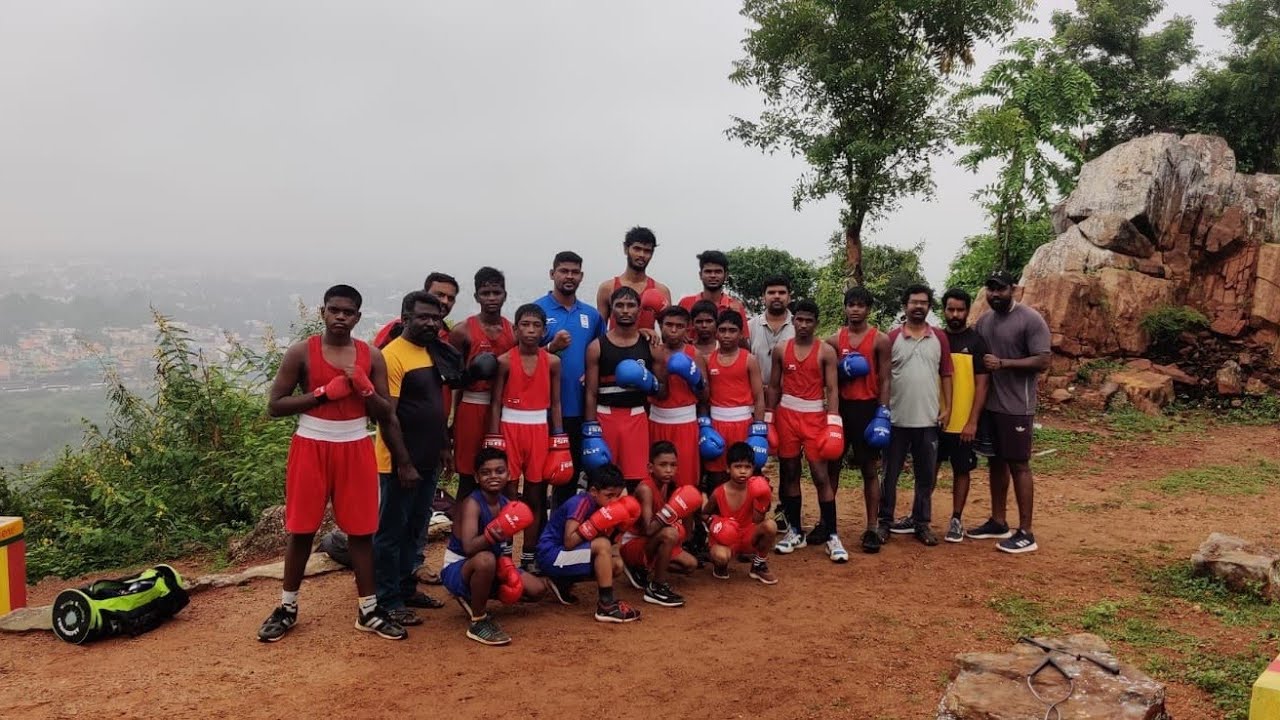 R.B.C.BOXING CLUB CHROMPET HILL TRAINING
