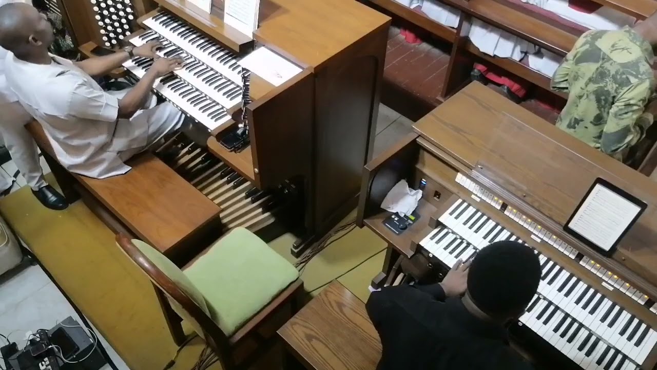 Worthy is the Lamb by G.F Handel      Performed by 