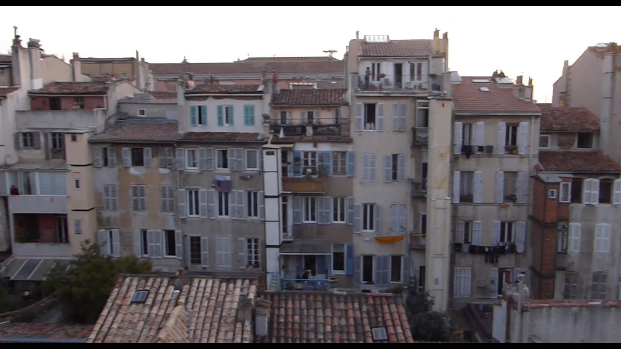 entre la rue S&eacute;nac & la rue Curiol au temps de la covid