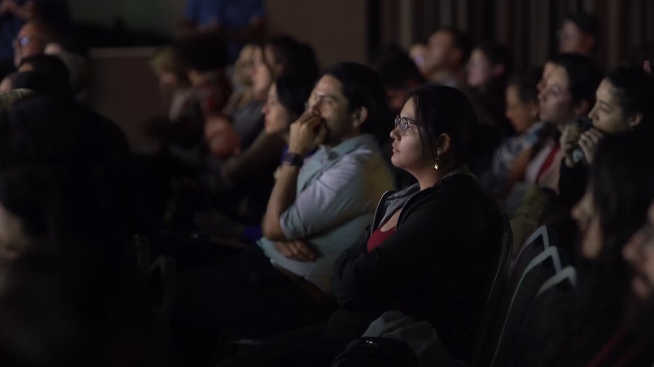 El poder transformador de la sororidad | Mariana Castro | TEDxLlorente Women