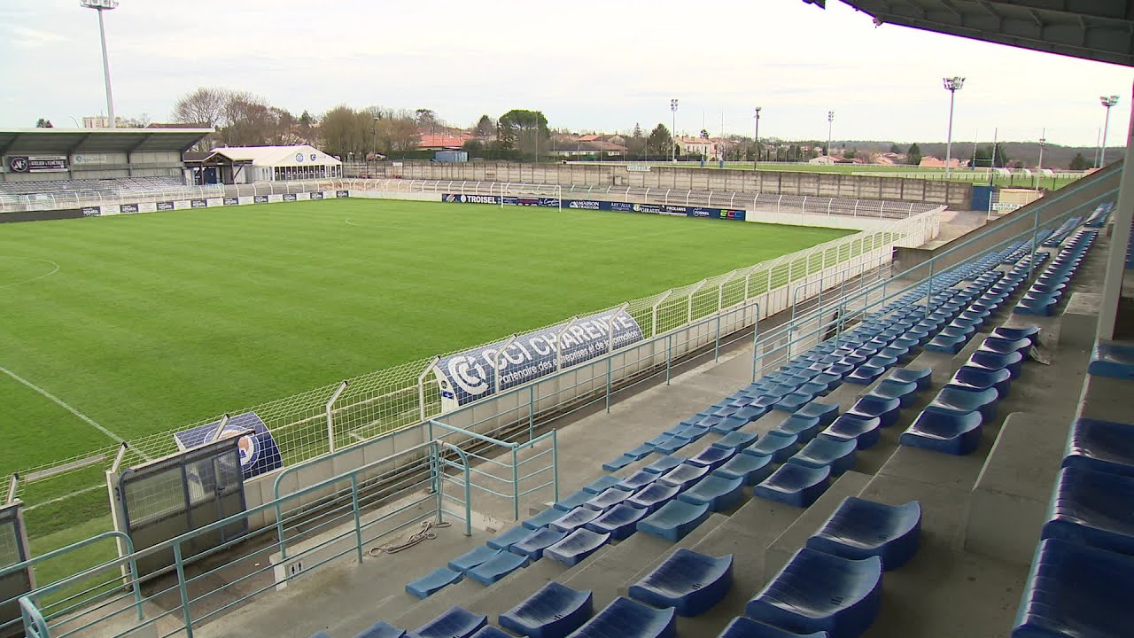 Cure de jouvence pour le stade de football à Angoulême