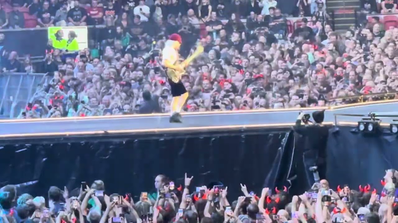 AC/DC - Shoot to Thrill, Live at Johan Cruijff Arena Amsterdam, 5 Juni 2024