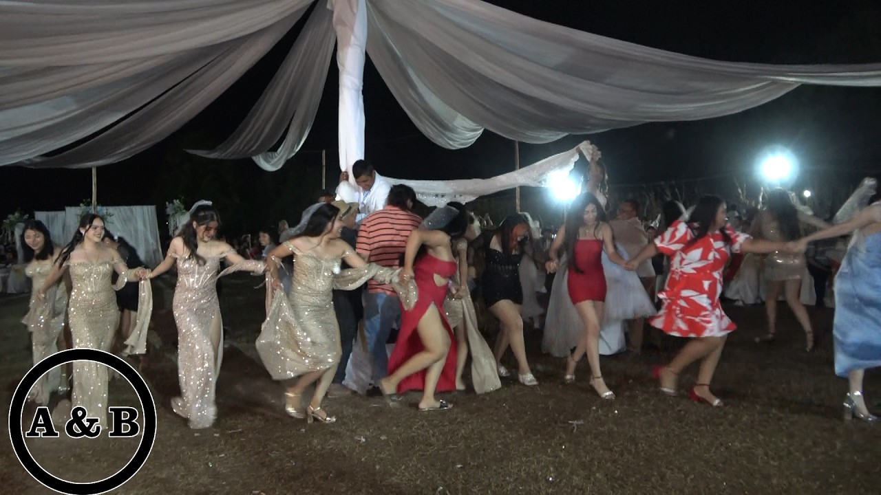 QUE HERMOSA Y TRADICIONAL VIBORITA DE LA MAR EN ESTA LINDA BODA EN AMUCO  GRO TE ENCANTARA EL VIDEO