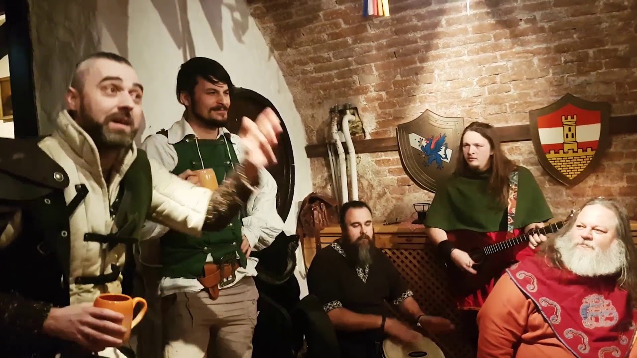 [ R E A L - L I F E ]-Mittelalter Wikinger Barde TorroTourette Impro Taverne