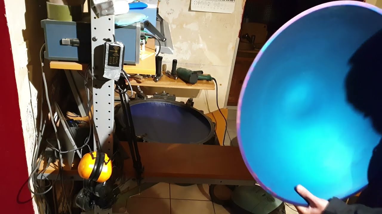 A new way to make handpan shells : the suction pump