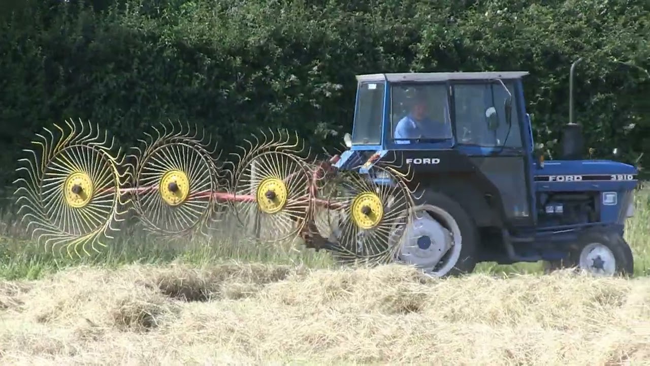 FORD 3910 II AND ACROBAT RAKE