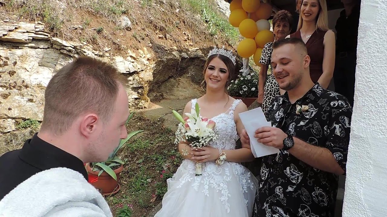 Nema cijene za sestru  - S ljubavlju i ponosom: Brat predaje sestru