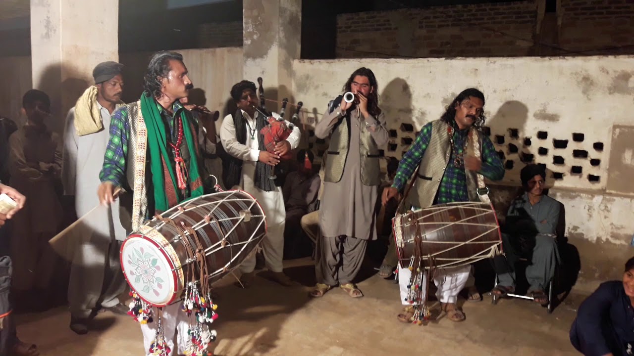 ISHFAQ MUSHTAQ BROTHERS  CLASSIC DHOL GROUP BHERA SHADI PROGRAM LILLA SHARIF 0341-7868873