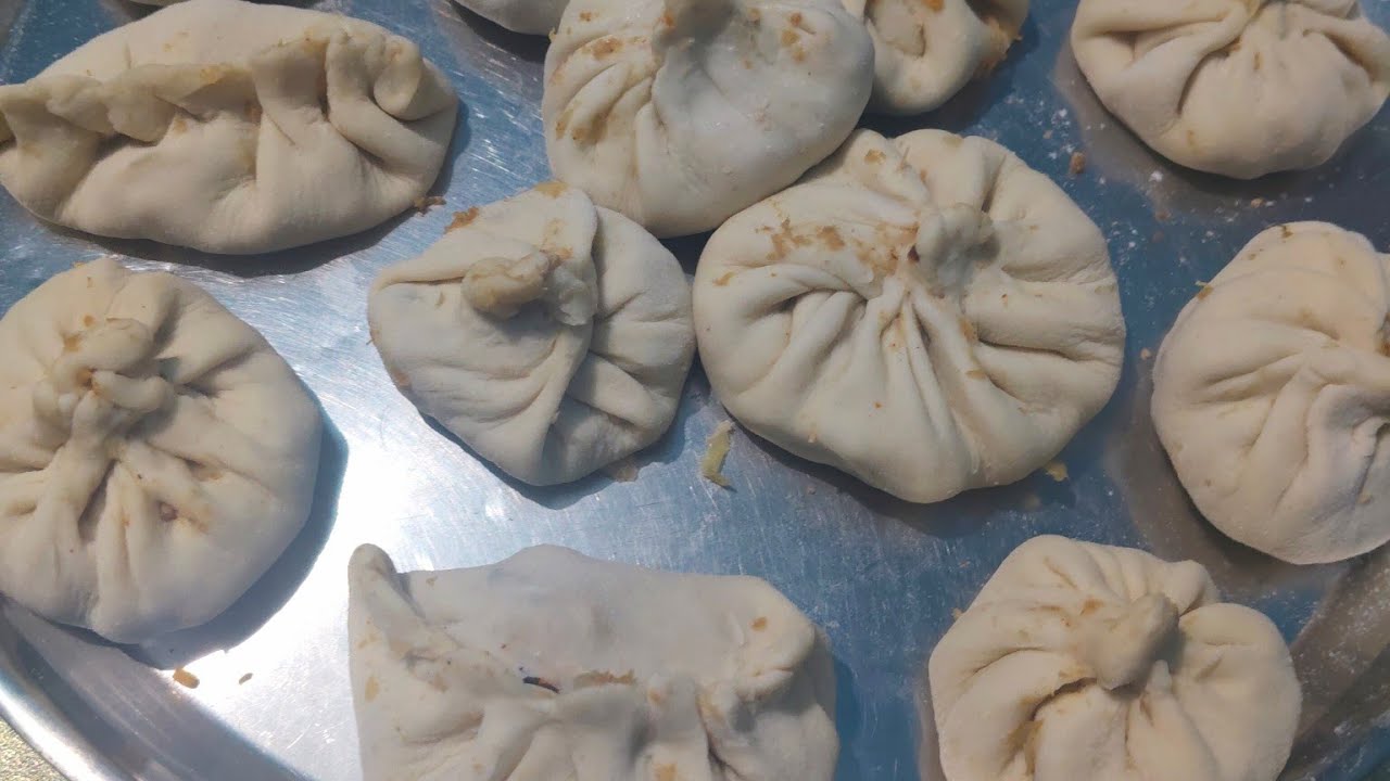Ham log banaa rahe hain momos