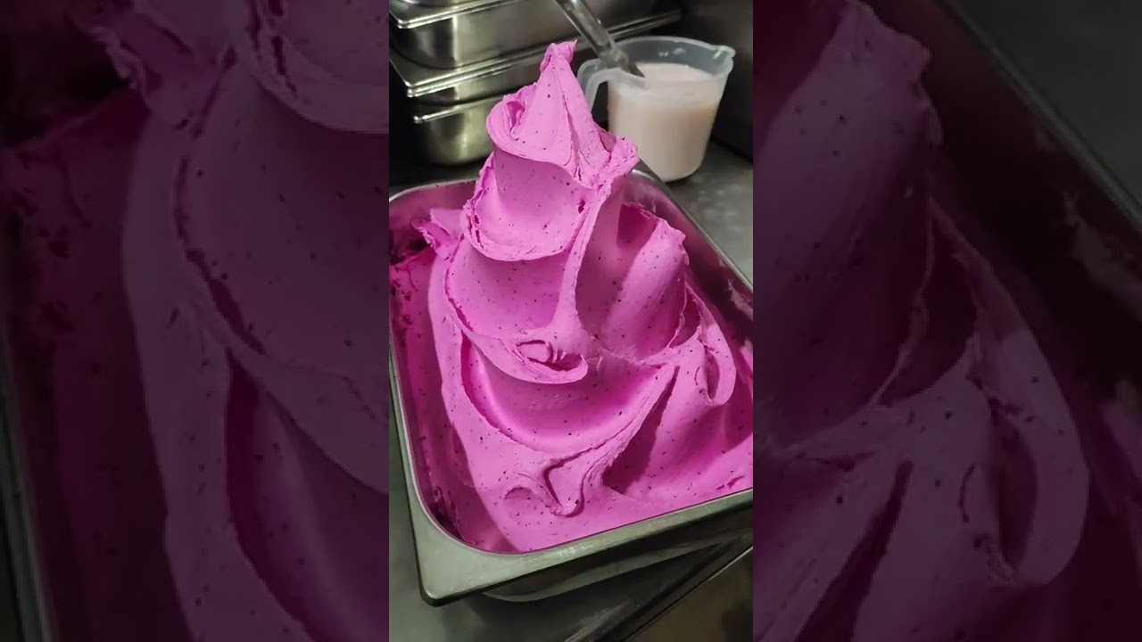 gelato styling/dragon fruit & lychee