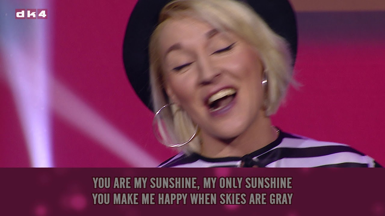 Syng Med & Tip et Hit - Anna Nowik - Københavnermarch   You are my Sunshine   Smil til hinanden