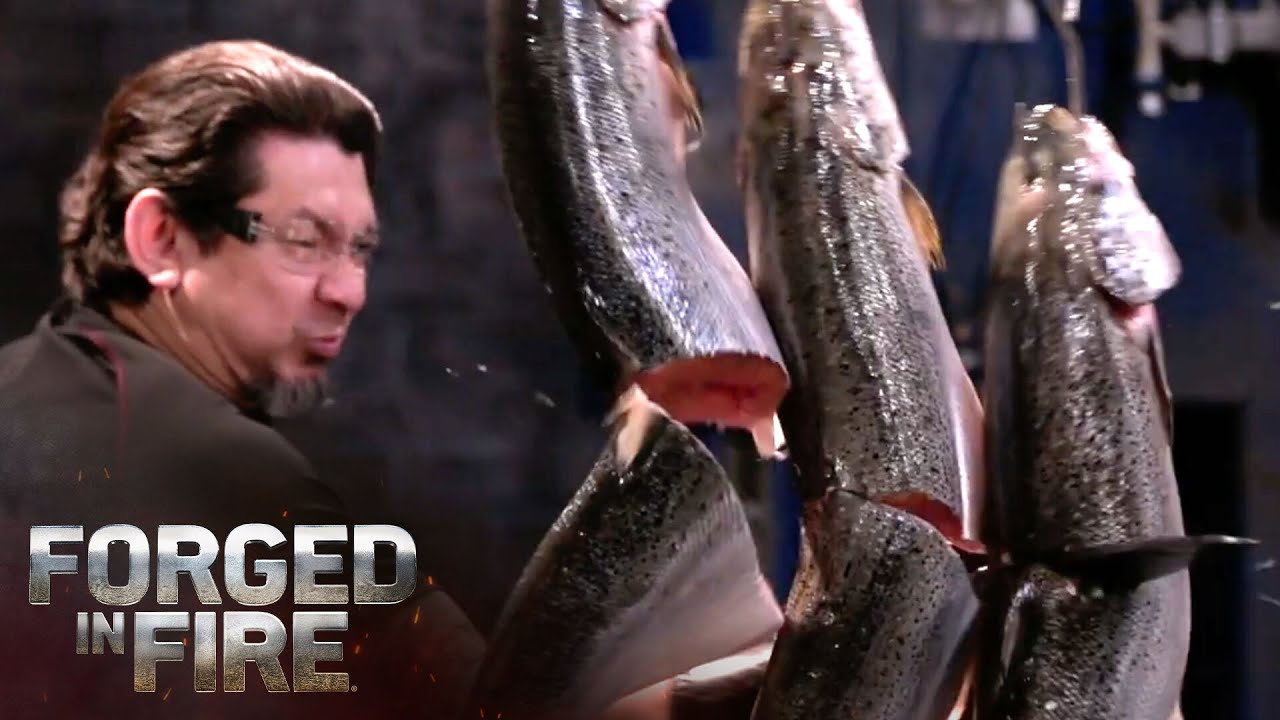KILLER Falcata Blade STABS & PIERCES the Final Round (Season 3) | History | Forged in Fire