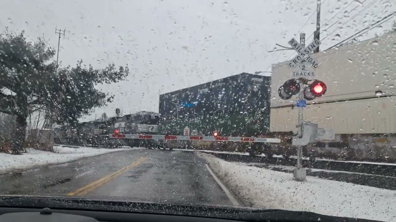 Short Norfolk Southern Westbound.