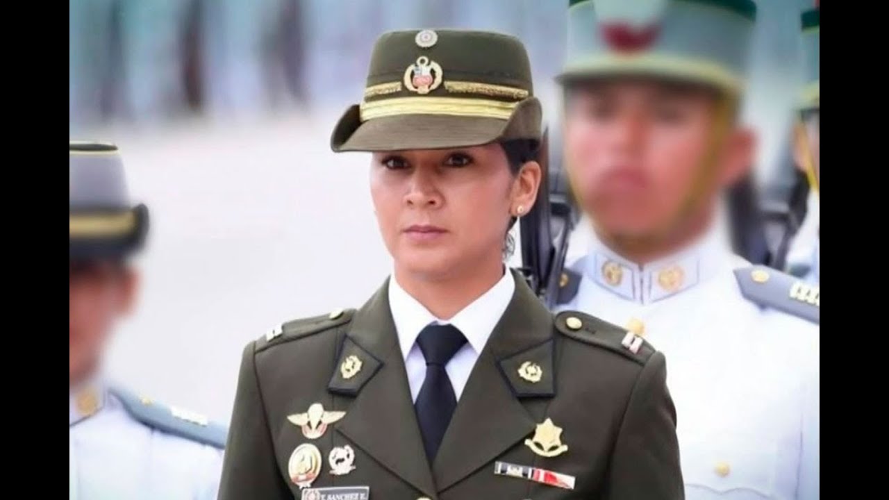 Capitana EP denuncia presunta discriminación de género en el Ejército por estar embarazada