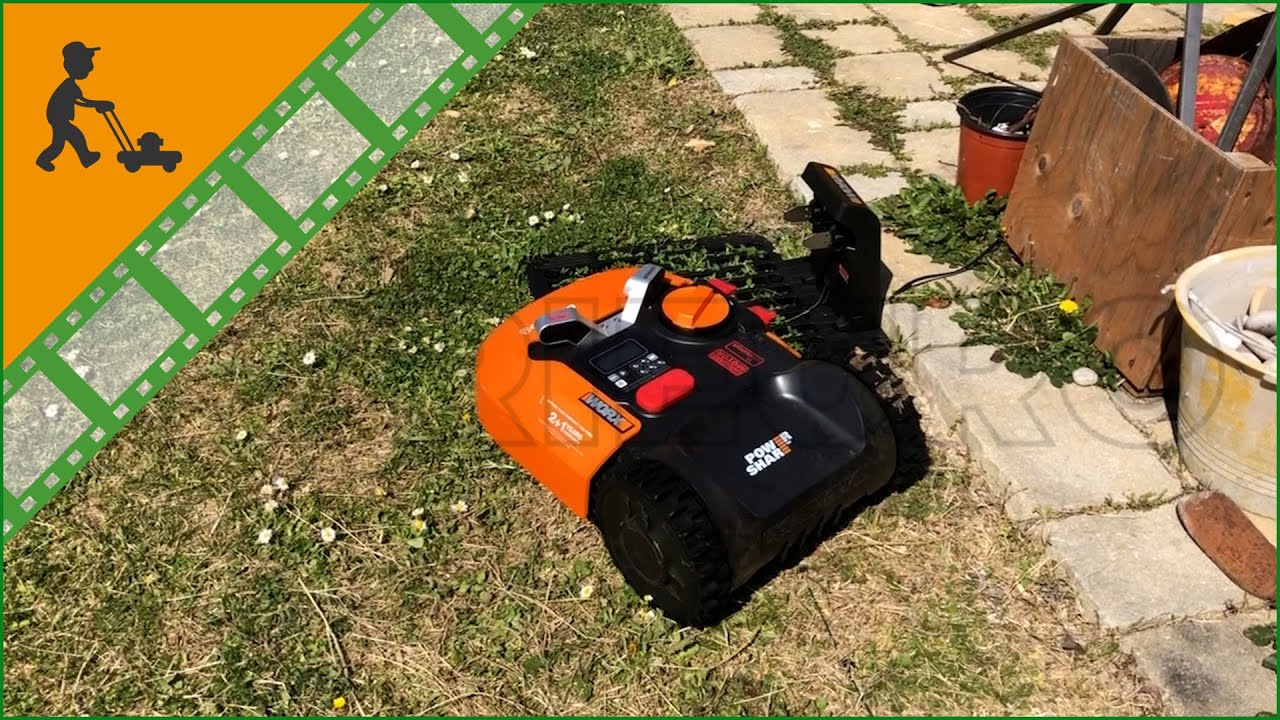 Robot rasaerba Landroid M WR143E: vediamo in azione il robottino tagliaerba con Power Share