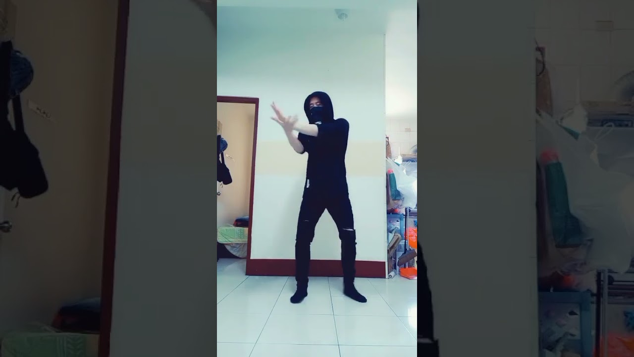跳舞短影 | Part 32 - 是該更新一下我跳的柔舞～😊 #Shorts #dance #跳舞 #即興 #bigwei