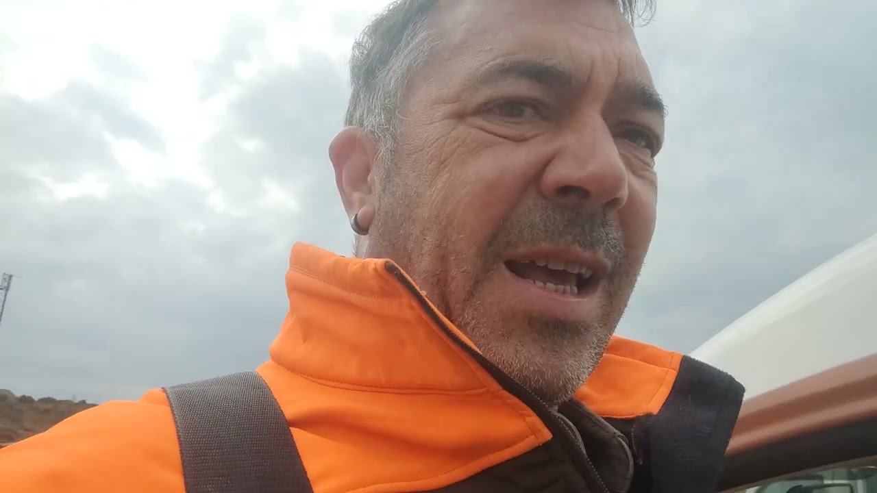 Es imprescindible saber el porqué de las reacciones de tu perro para poder ayudarle...