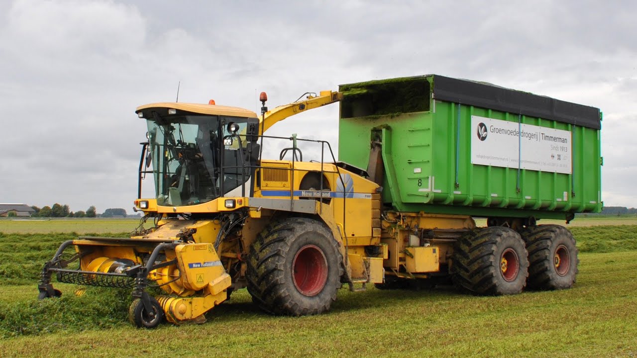 New Holland FX60 - Groenvoederdrogerij Timmerman - luzerne maaien en hakselen