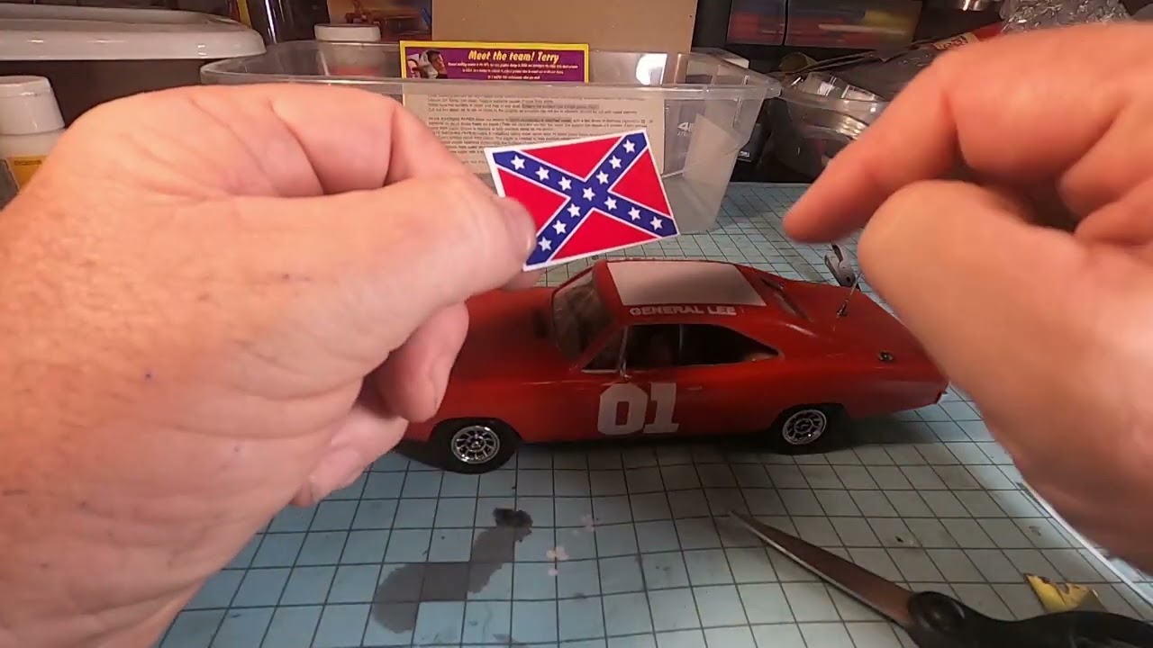 The BEST Decals for 1/25 Model GENERAL LEE DODGE CHARGER!!!   We Checked!!!