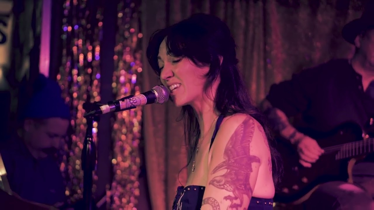 “Christmas Card from a Hooker in Minneapolis” Datura (Tom Waits Cover)