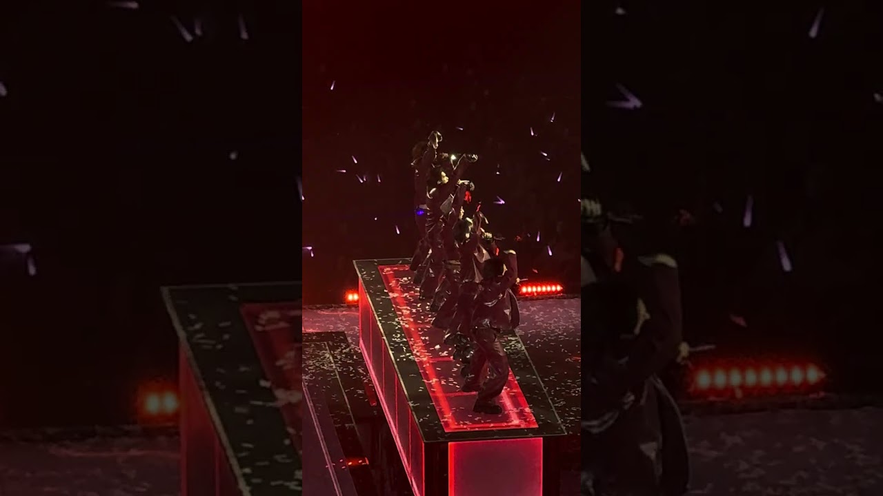 ชอบก็บอก (feel like me) + โฮ่ง (SUGOI) | LYKN #RISERCONCERTD2 