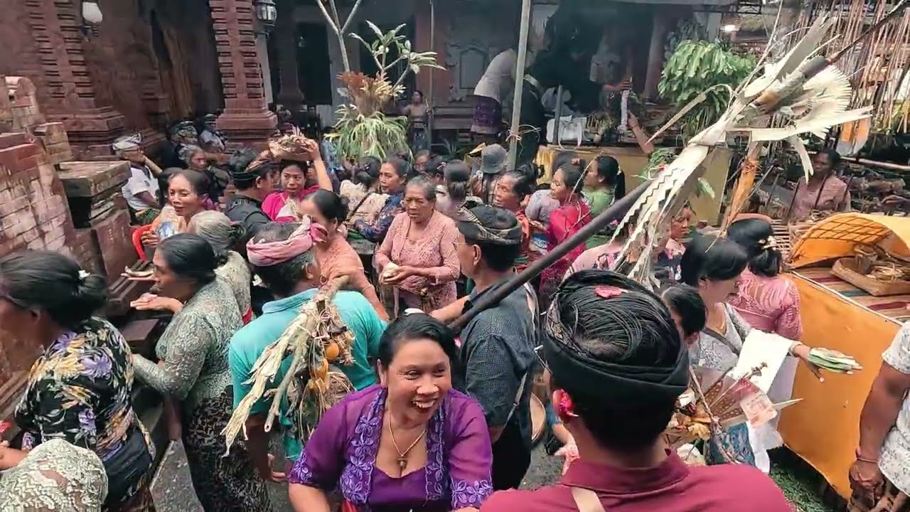 PENGABENAN NI NYOMAN KUMING (PART .1)