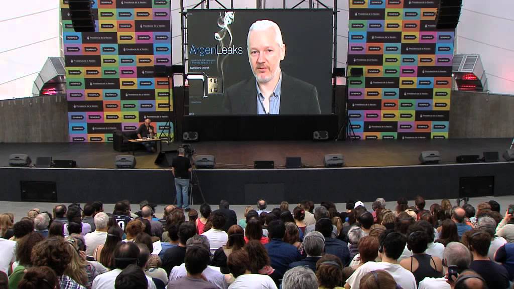 Julian Assange en Tecnópolis sobre el caso Nisman