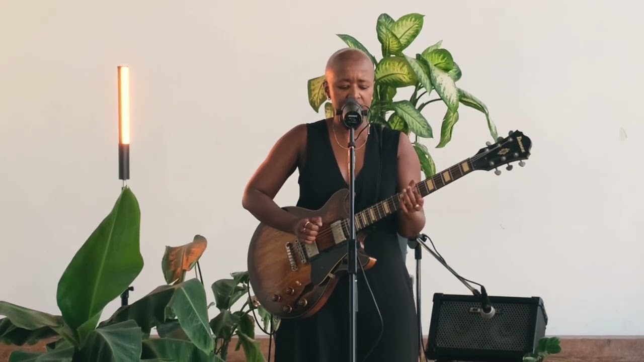 Adelle Nqeto - In The Silence (Tangerine Tunes Session)