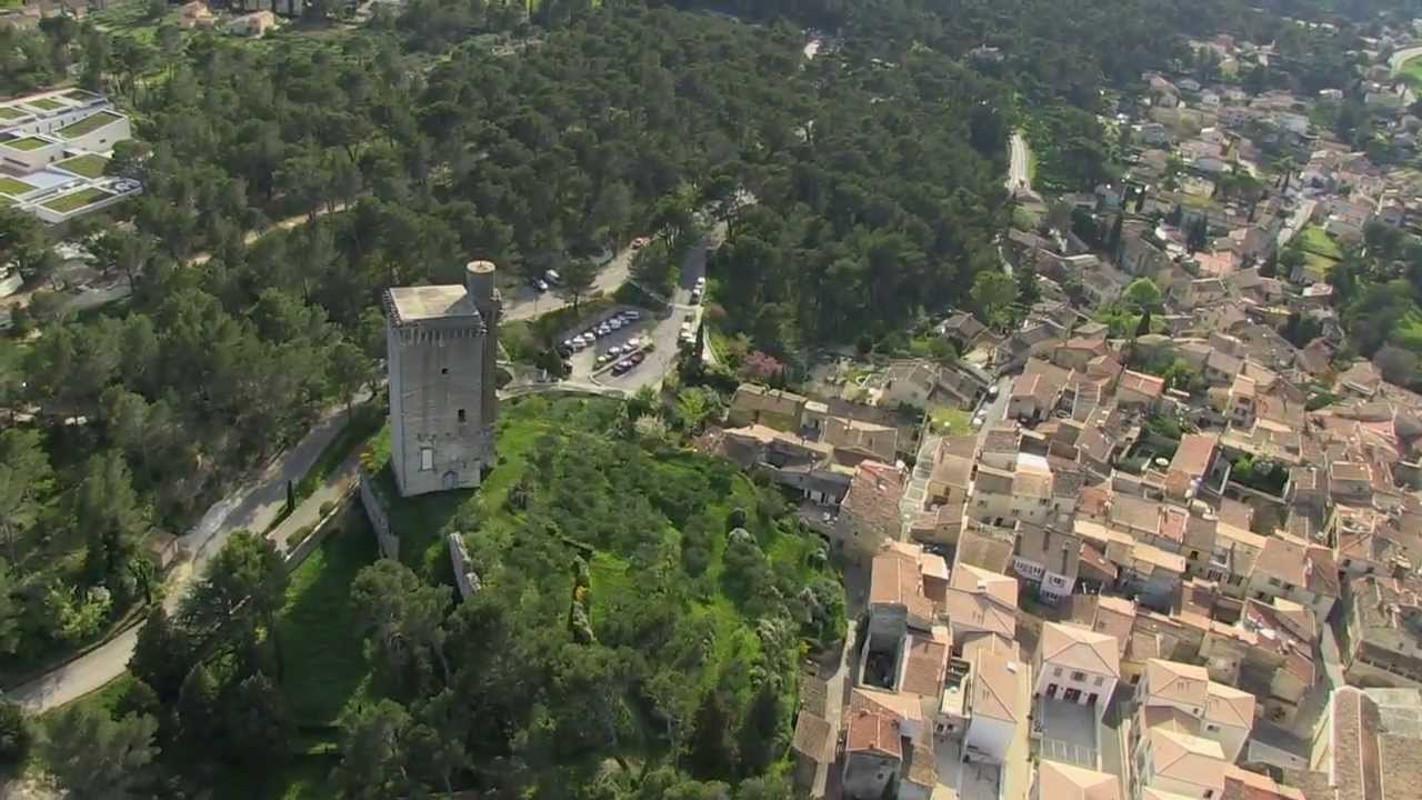 Survol du Rhône de Arles à Tarascon : vues du ciel