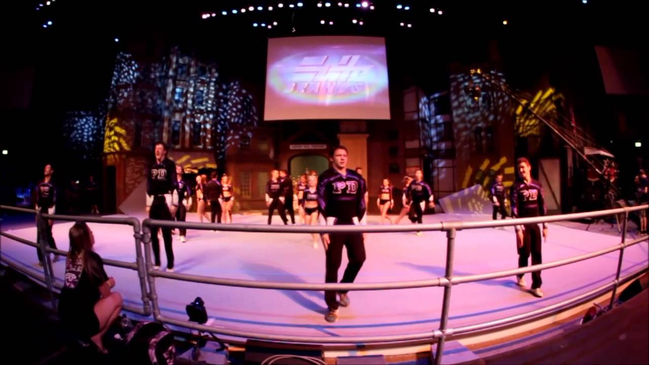 1. Place Elite 2014 XI Purple Diamonds