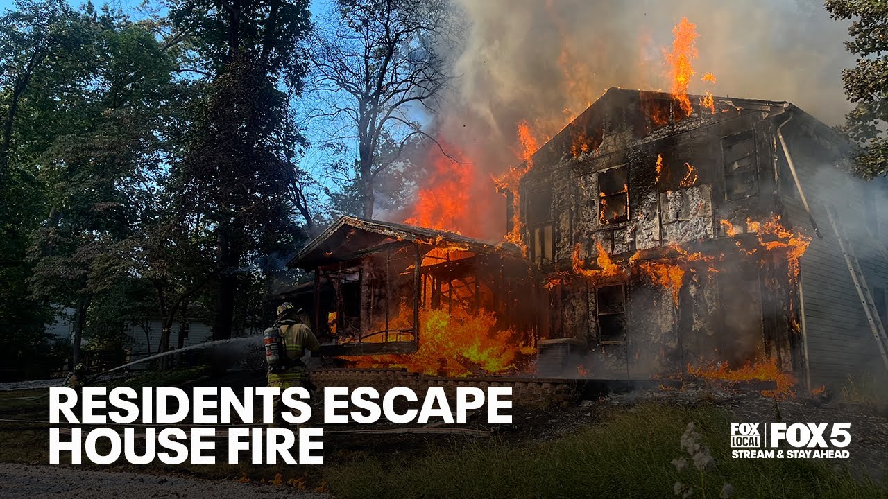 RESIDENTS ESCAPE HOUSE FIRE IN HERNDON | FOX 5 DC