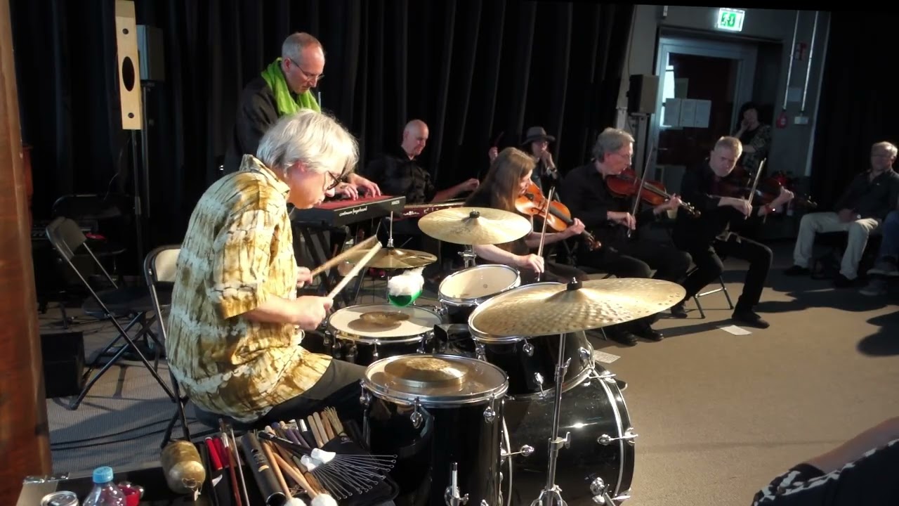 Tonart Ensemble & Lukas Ligeti
