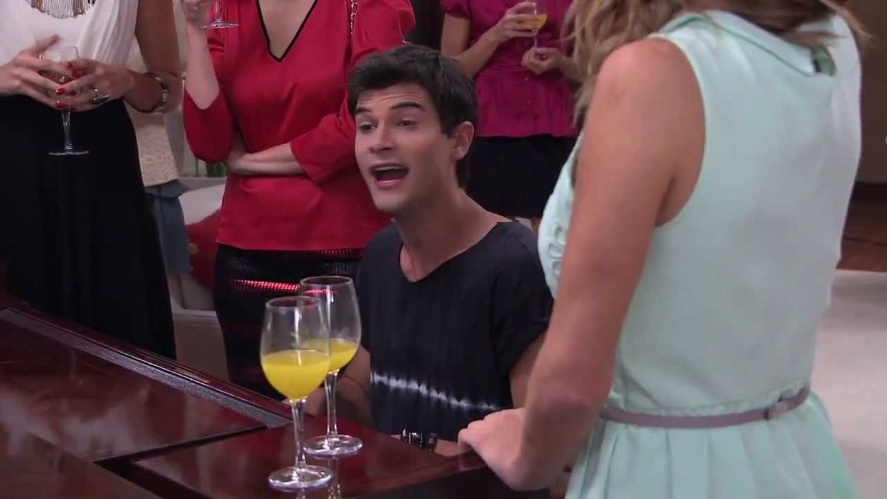 Violetta 2 - Diego y Vilu cantan &uml;Yo soy as&iacute;&uml; (Ep 46 Temp 2)