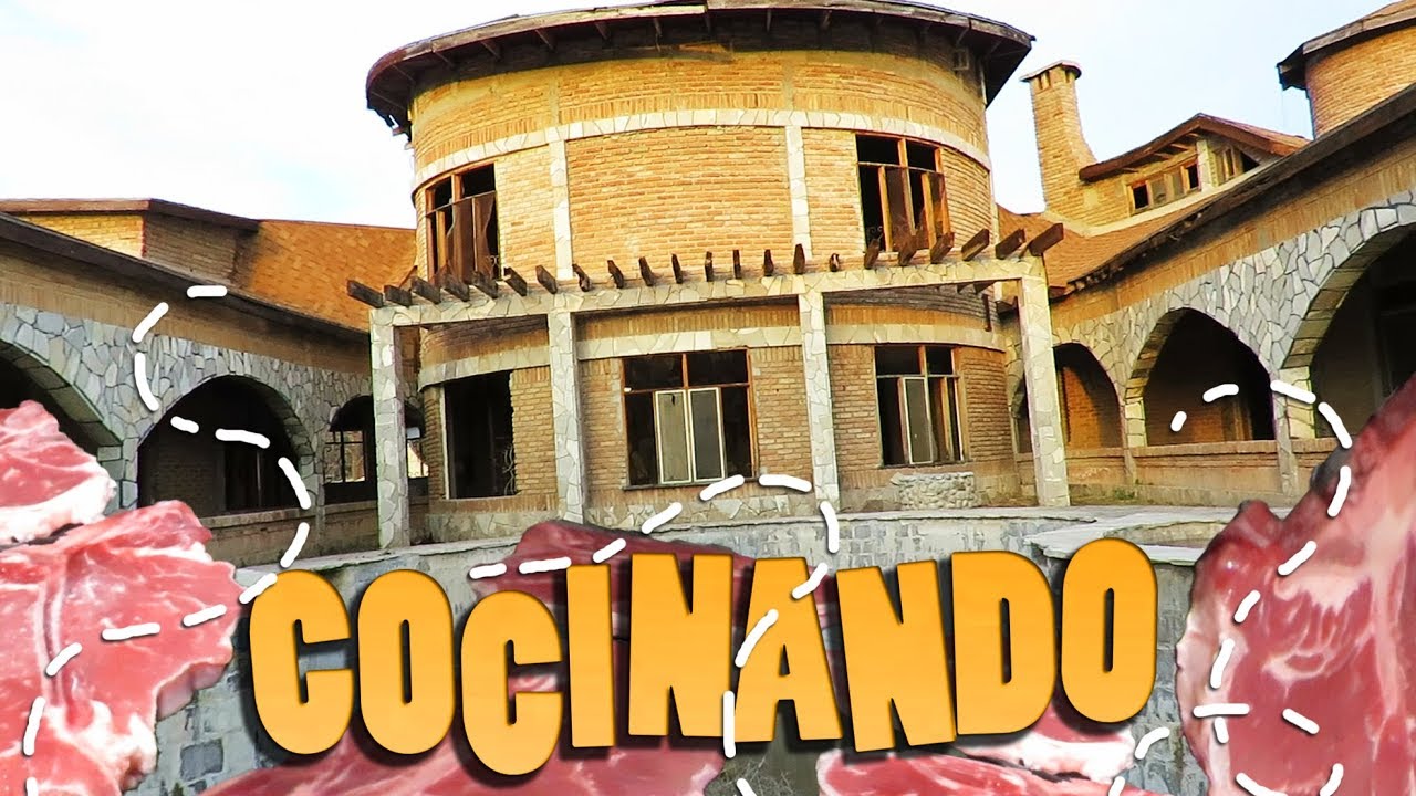 COCINANDO EN UNA CASA ABANDONADA - Dororock