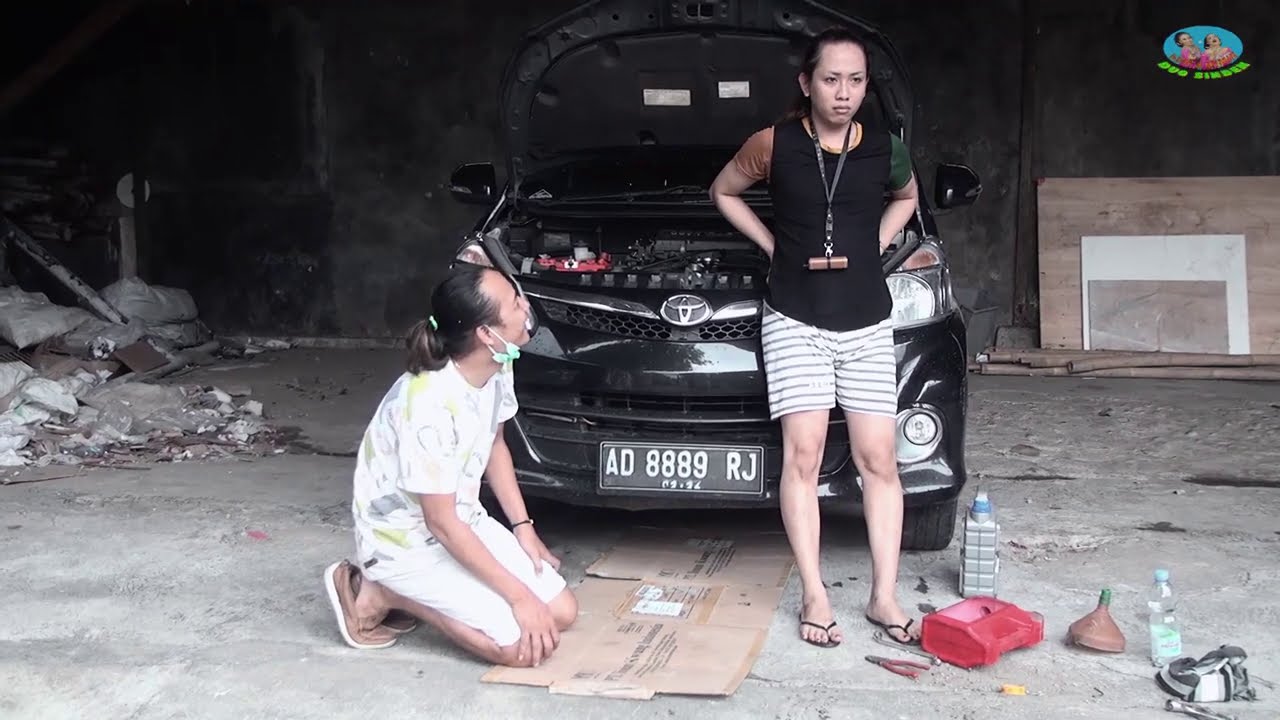 KESERUAN GANTI OLI DI BENGKEL PRINCESS APRILIA