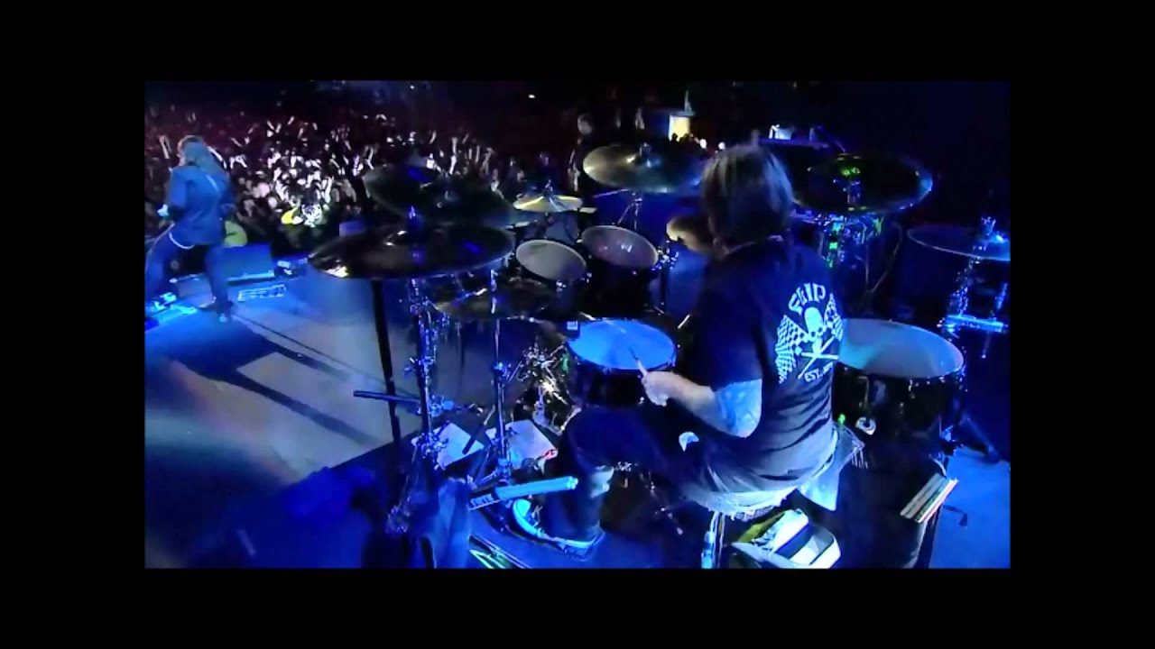 Alter Bridge - Isolation - Live At Wembley (HD)
