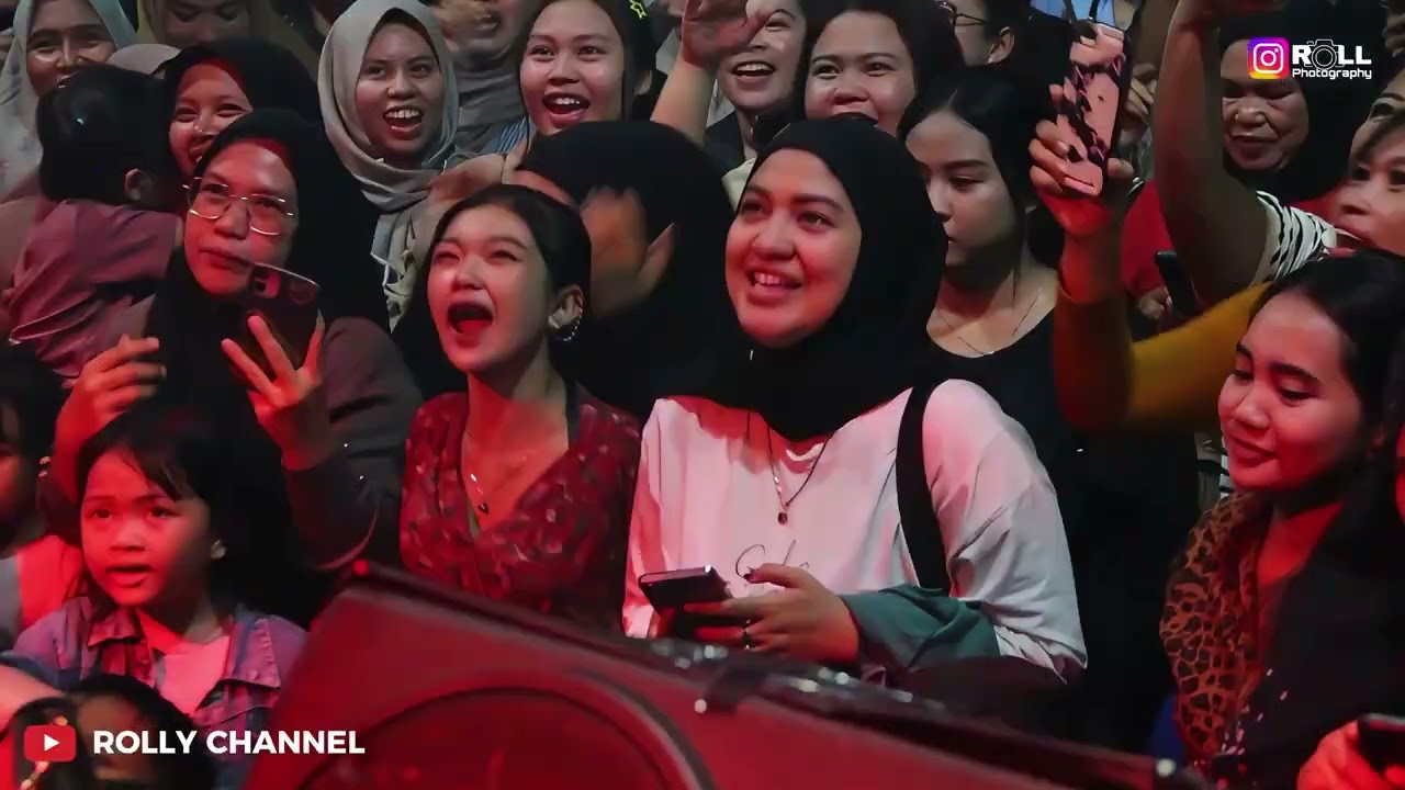 SEPERTI MATI LAMPU / SYAHRIYADI Live perform at Taman Kamboja Banjamasin
