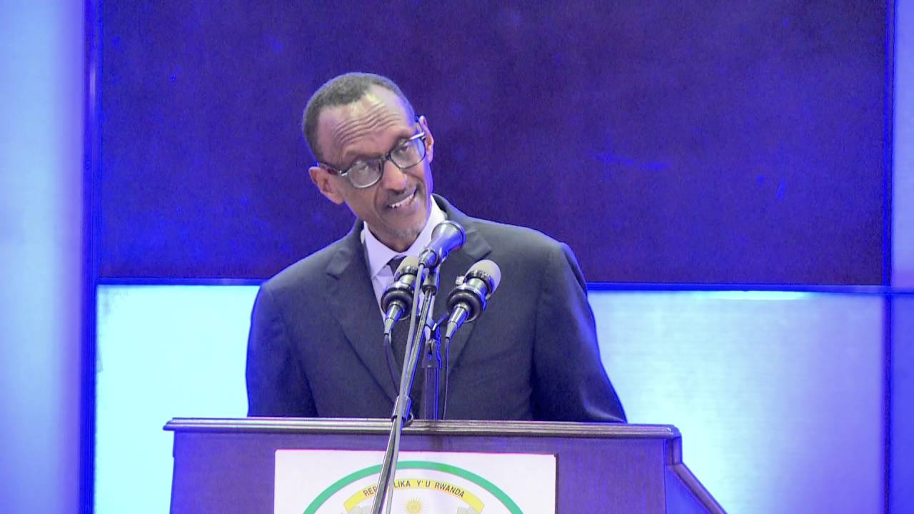 President Kagame speaks at the official dinner hosted in honour of President Magufuli, 6 April 2016