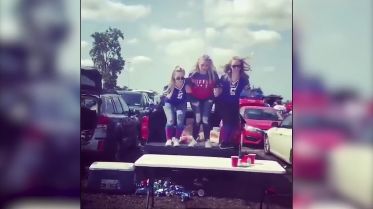Best Tailgate Table Smashes | Wins vs Fails | FansReact