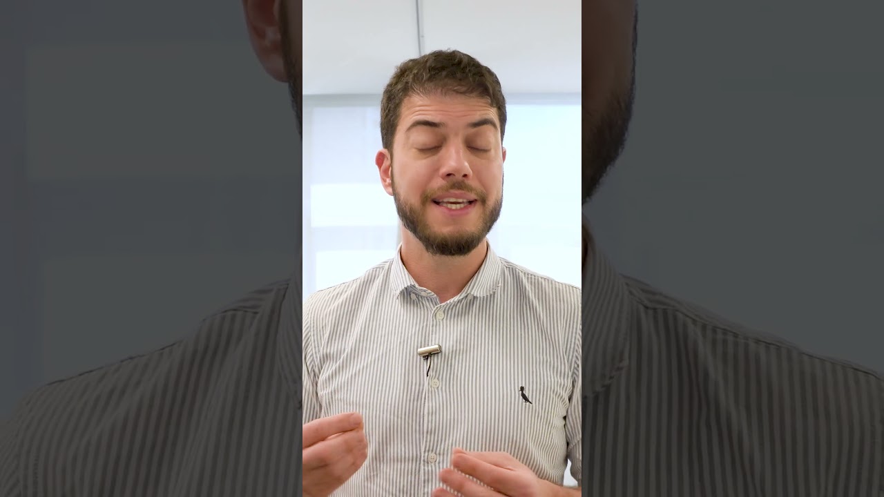 Qual &eacute; o primeiro sintoma de diverticulite? #drmarcelowerneck #coloproctologista #medicina