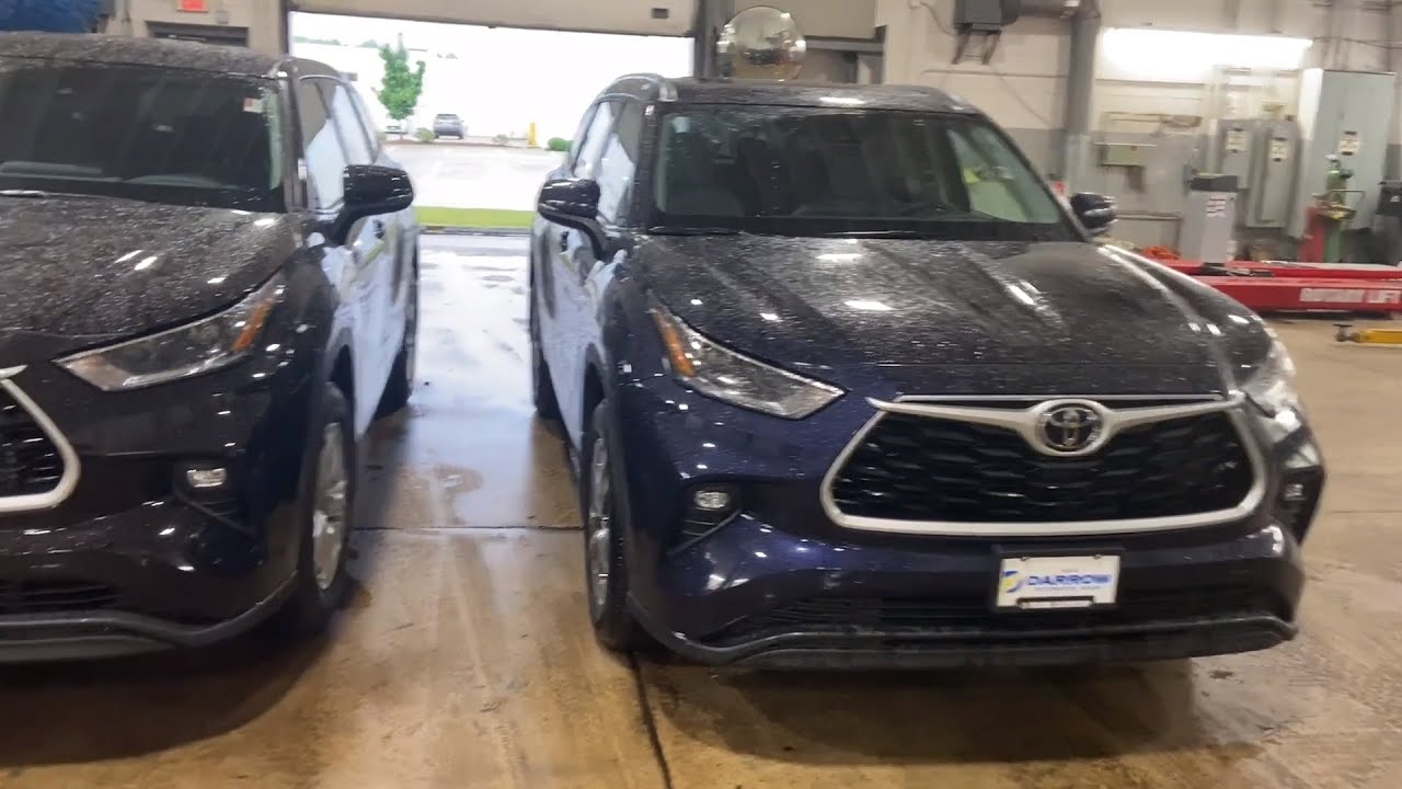 Toyota Highlander XLE vs. the LE - Russ Darrow Toyota