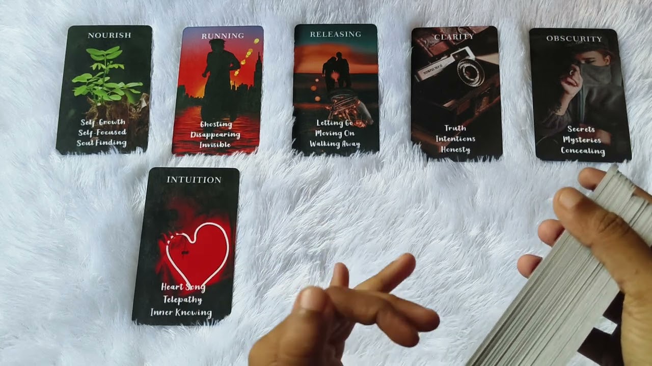 Tamil Tarot Reading 🧿 உங்க நபருக்கு உங்கள் மீது உள்ள உணர்வு 😶&zwj;🌫️🏃🏻 #nocontactreading #currentenergy 