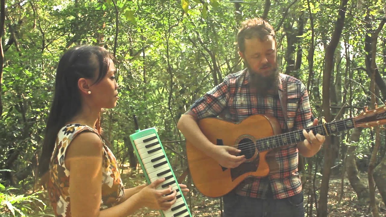 The Bollands - Broken Scene // Chill Sessions #1