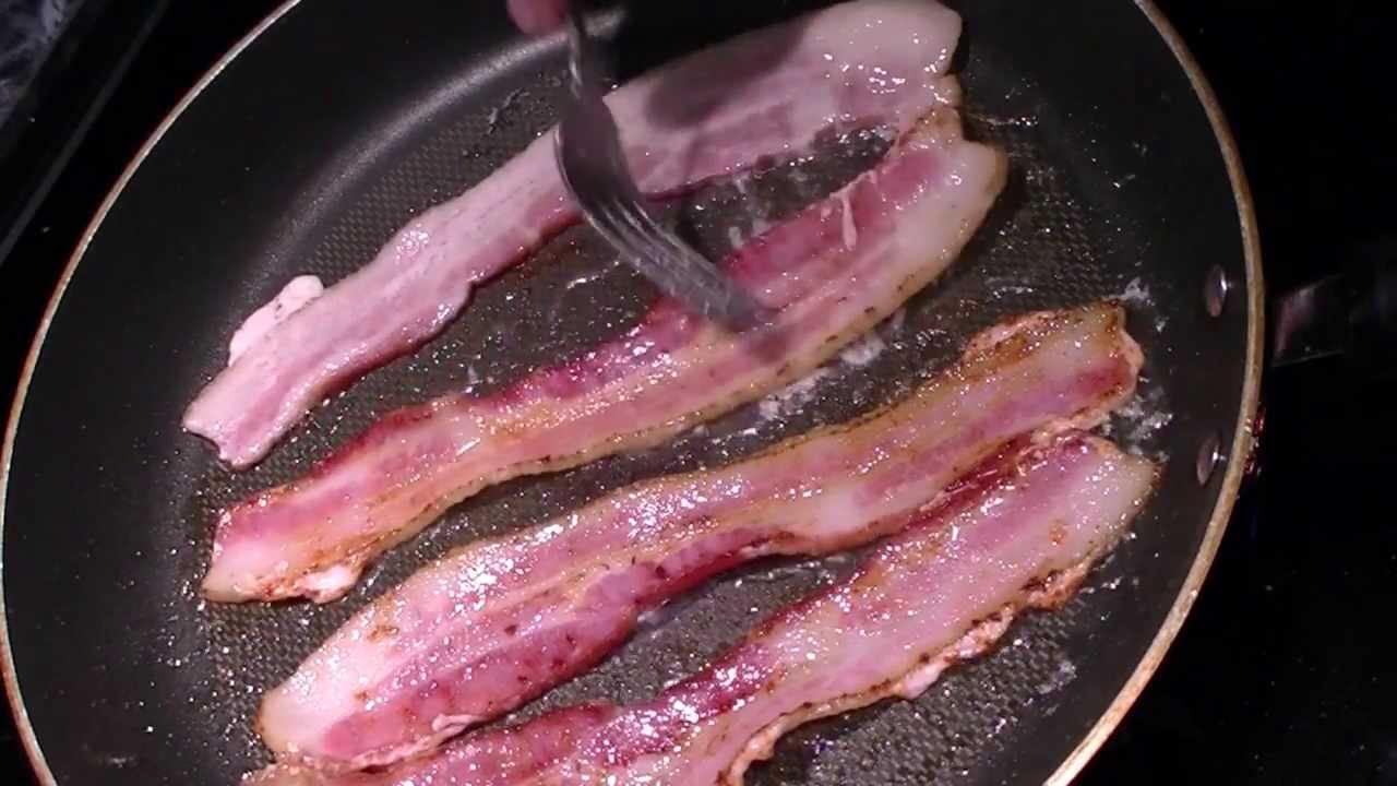 Как жарить бекон